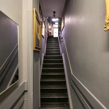 Georgian Loft *
